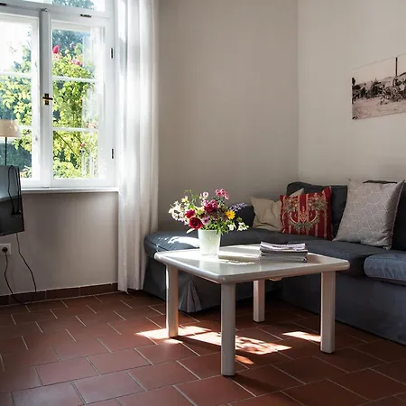 Gut Petersdorf - Ideal Für Familien Und Hunde - Mit Kamin, Parkblick, Terrasse, Eingezäuntem Garten Und E-ladestation *