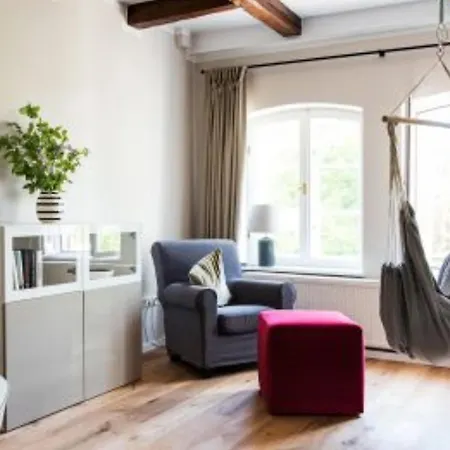 Apartment Gut Petersdorf - Ideal Für Familien Und Hunde - Mit Kamin, Parkblick, Terrasse, Eingezäuntem Garten Und E-ladestation Lensahn