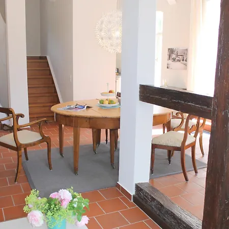 Gut Petersdorf - Ideal Für Familien Und Hunde - Mit Kamin, Parkblick, Terrasse, Eingezäuntem Garten Und E-ladestation
